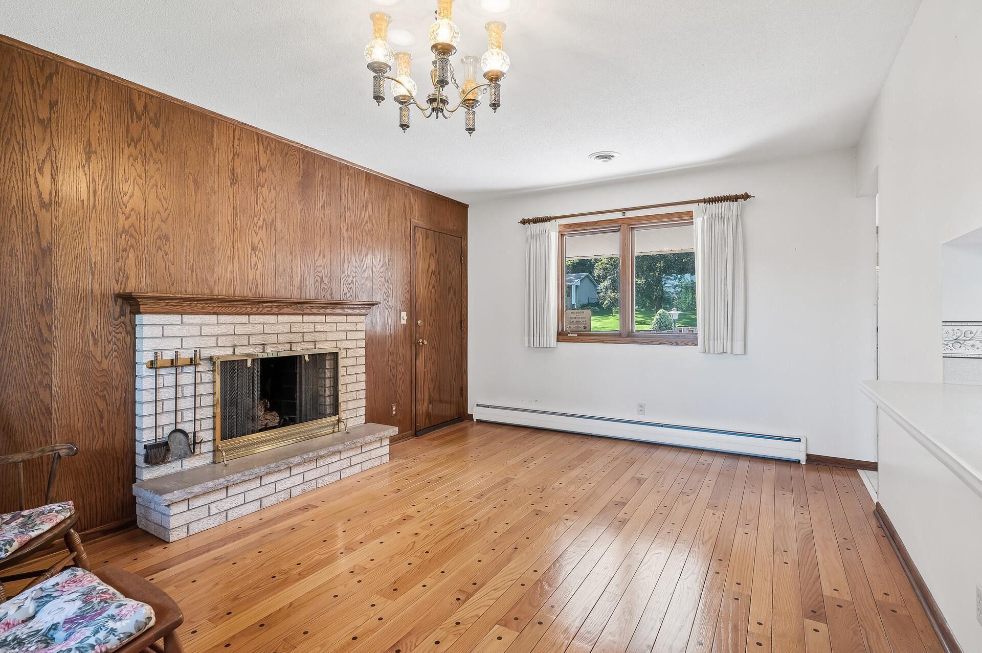 1906 Sioux Burnsville Sold Property