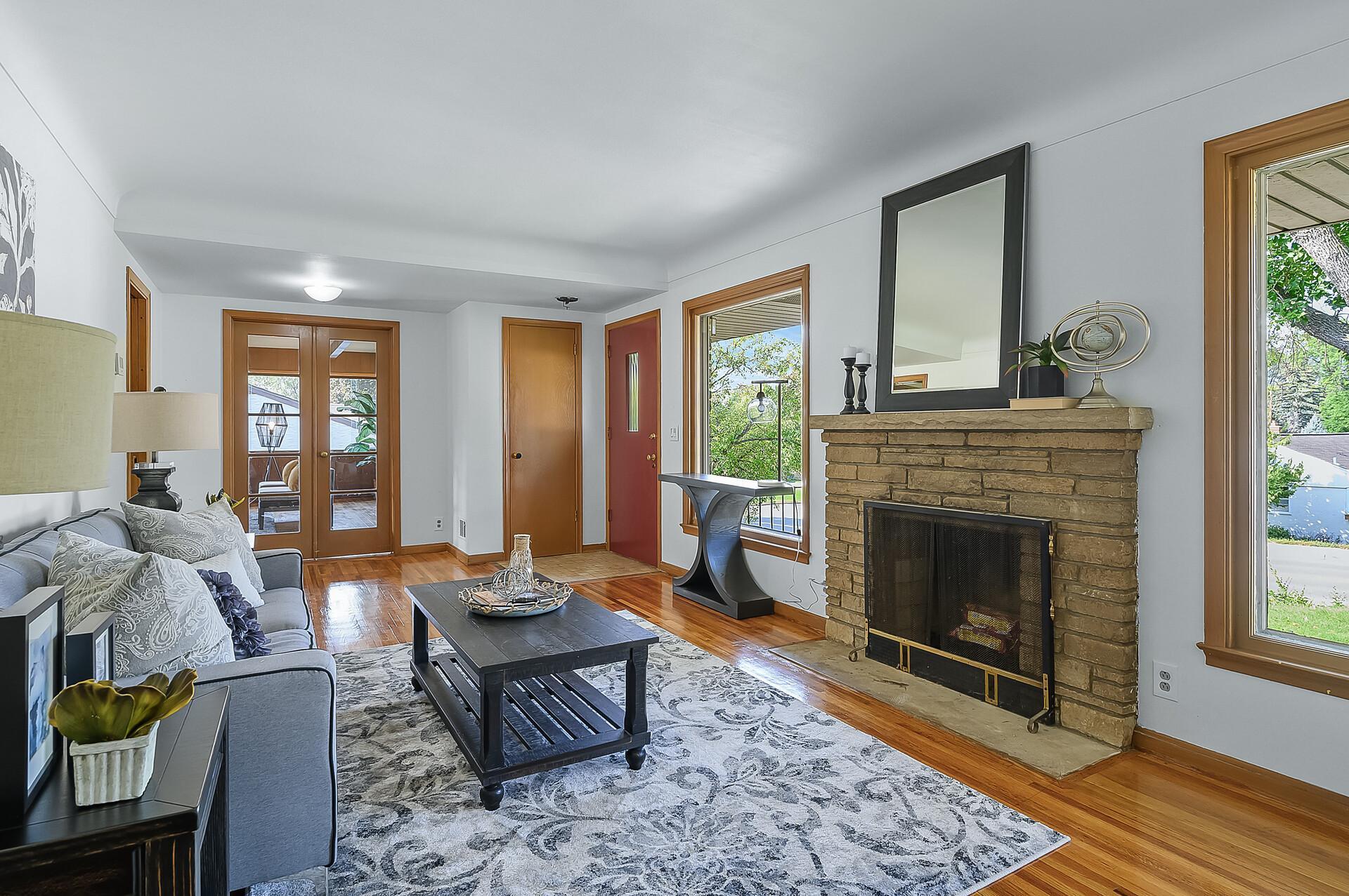 3005 Silver Lake Saint Anthony Sold Property