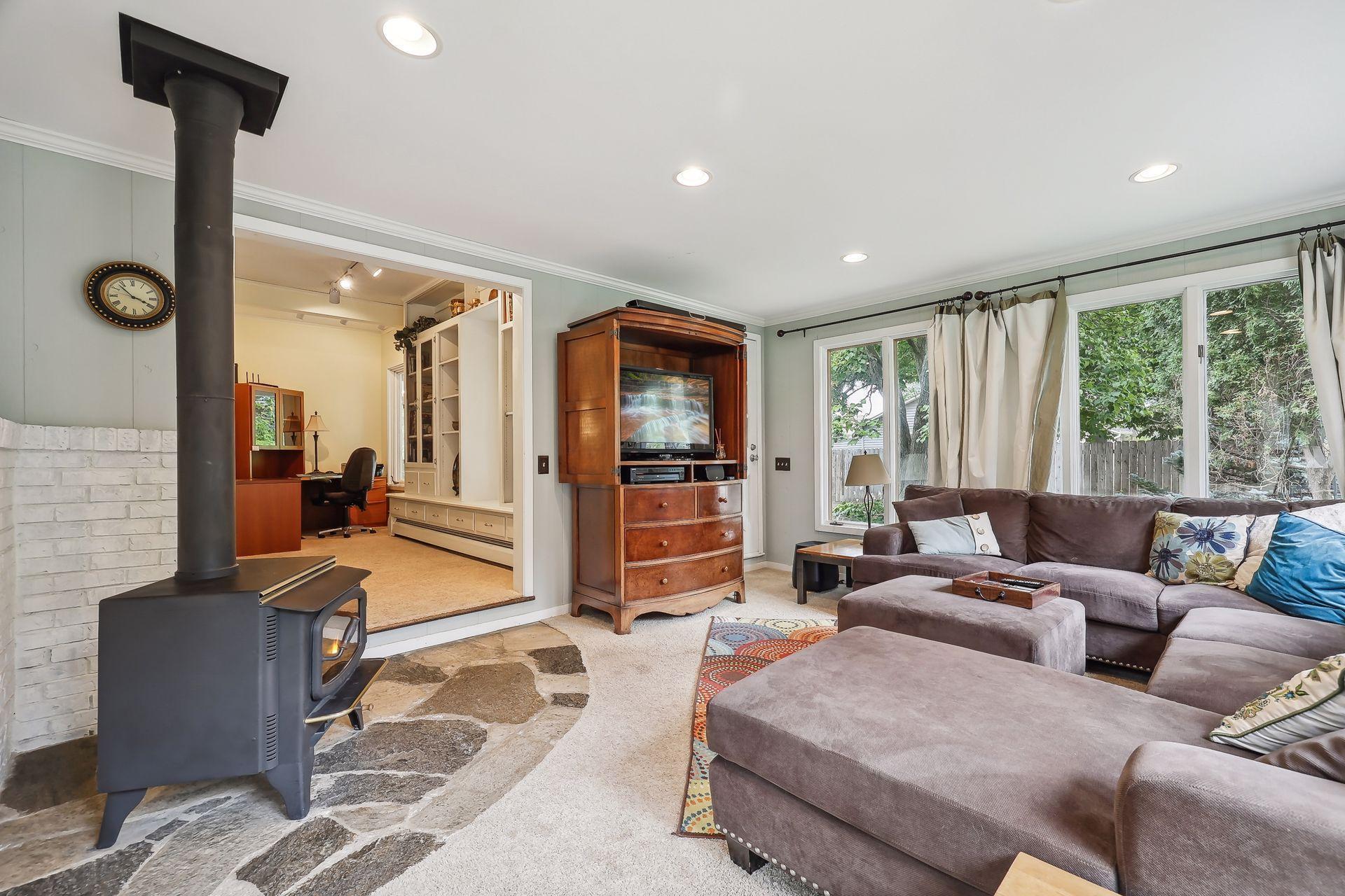 26710 Smithtown Shorewood Sold Property