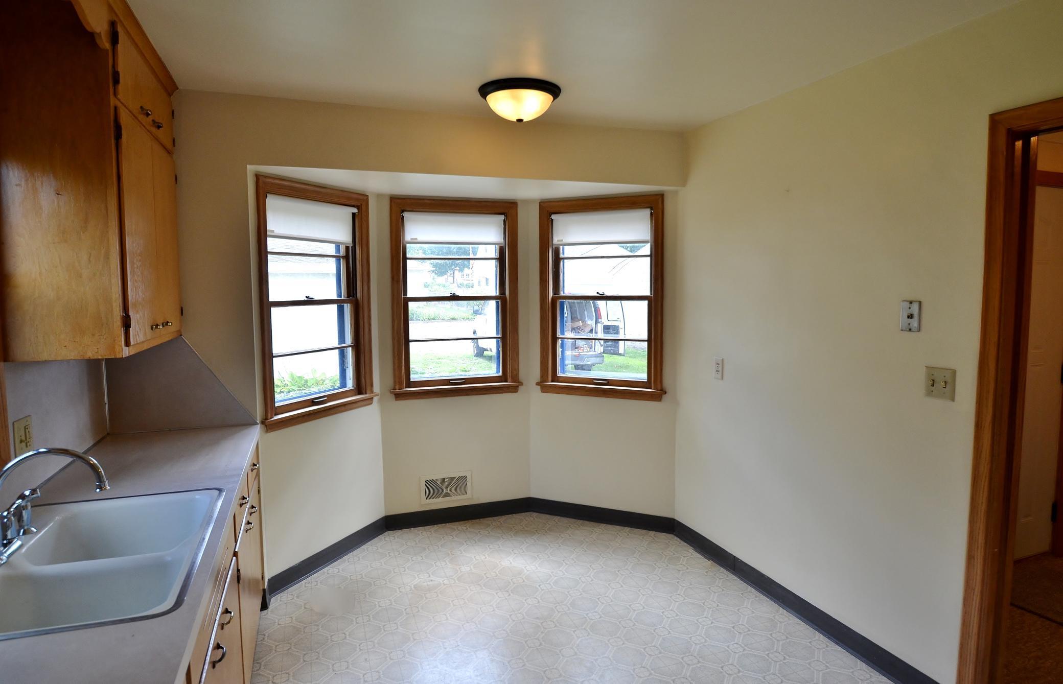 1586 Atlantic, Saint Paul MN 55106 Sold Property