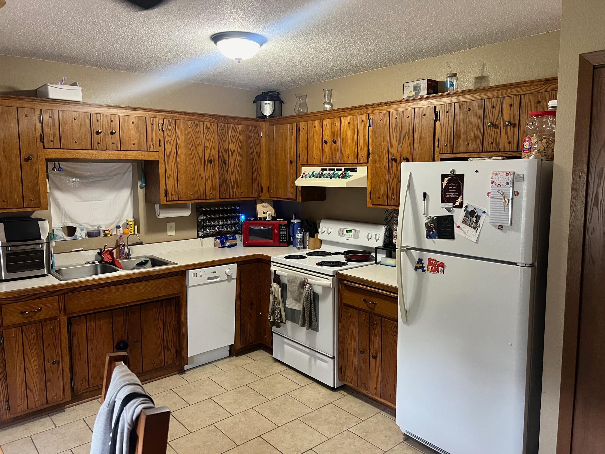 465 School Road Hutchinson Sold Property