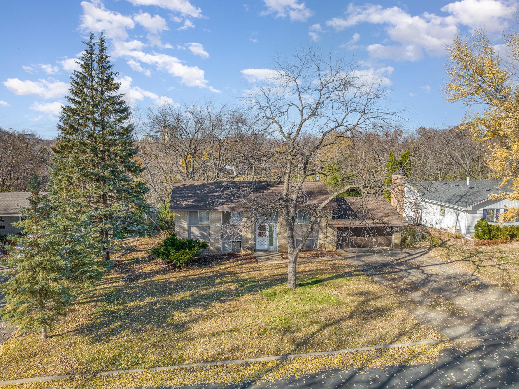 8300 Morris Bloomington Sold Property