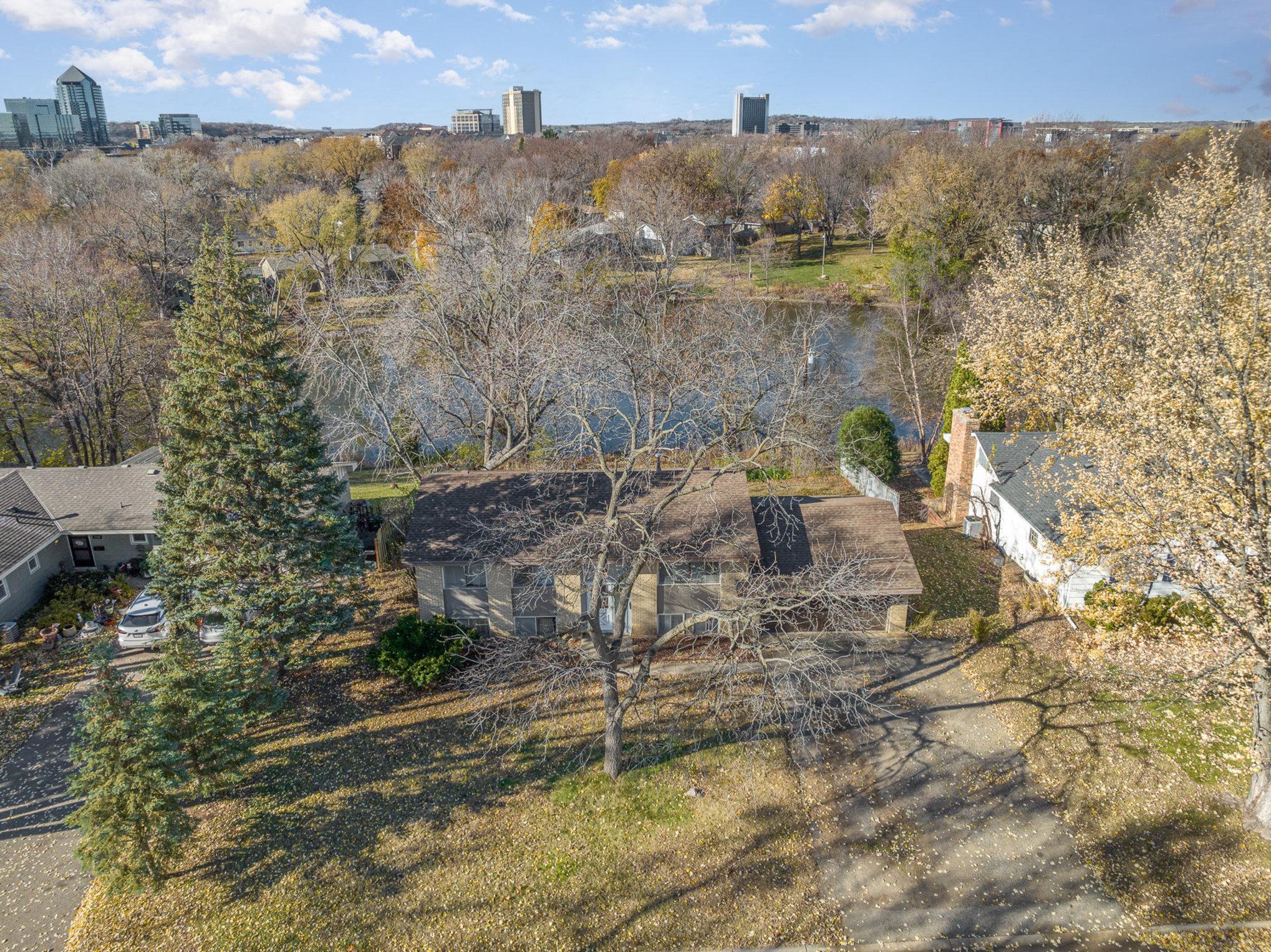 8300 Morris Bloomington Sold Property