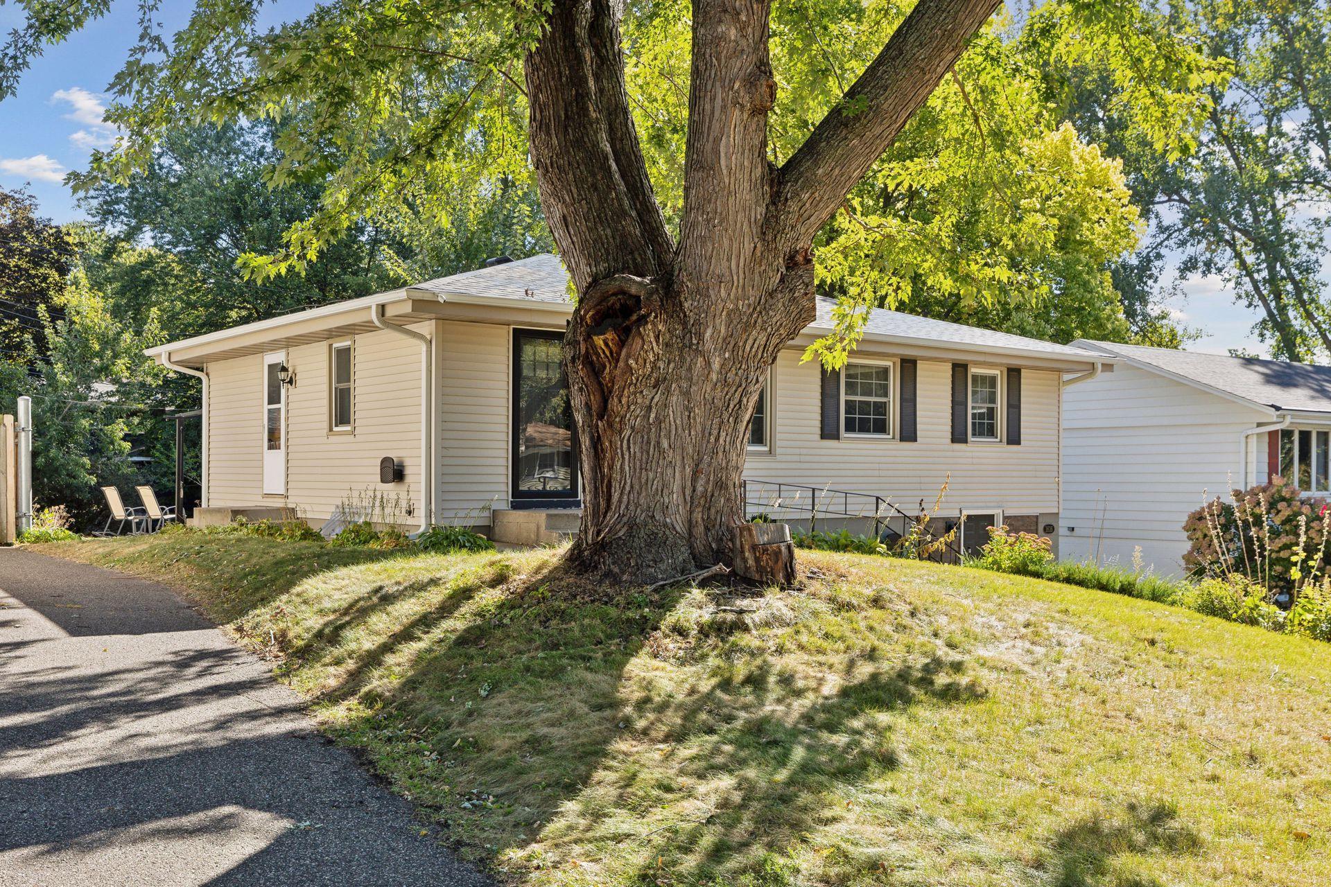 1616 Hillsboro Golden Valley Sold Property