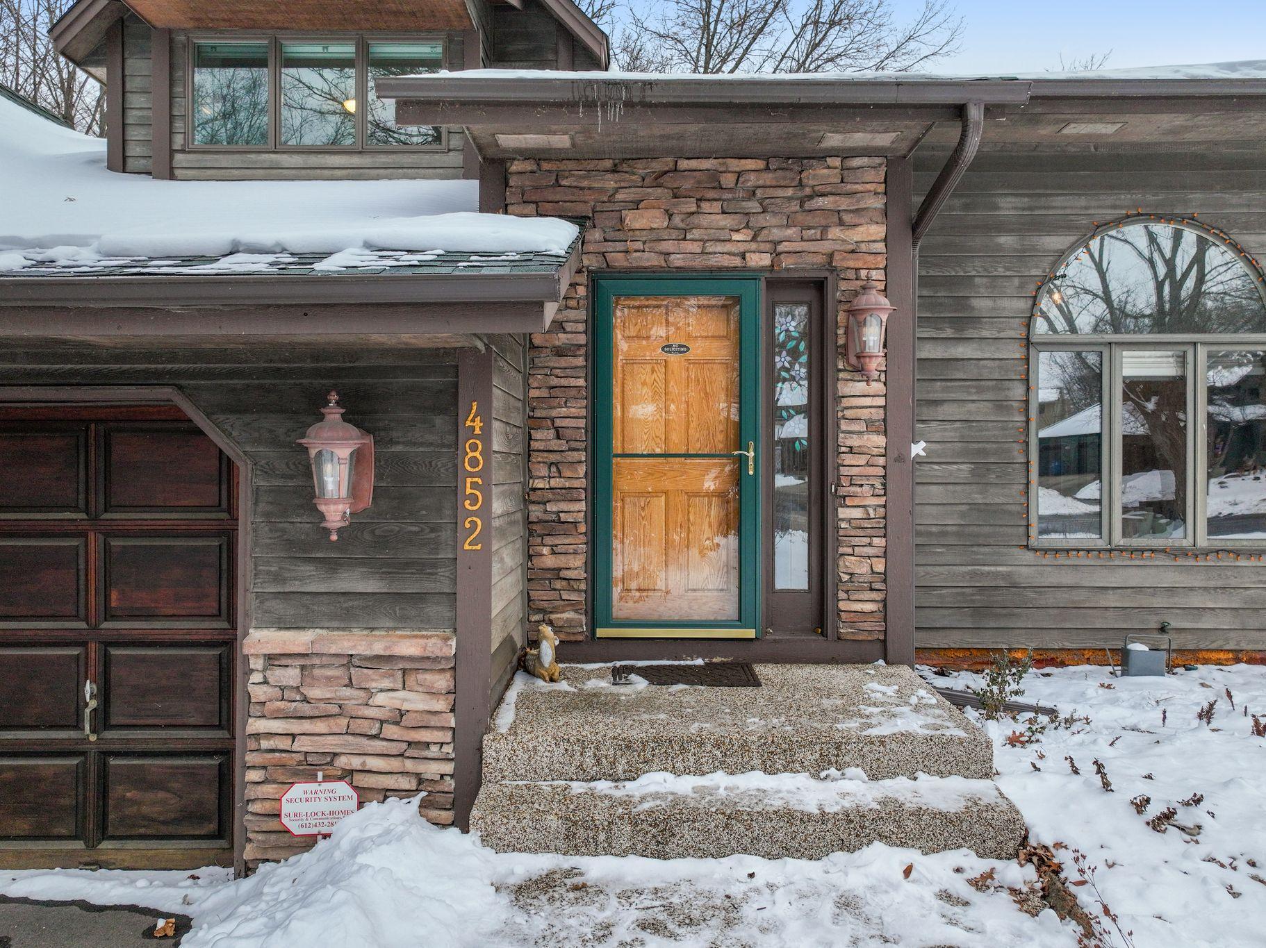 4852 Wellington Eagan Sold Property