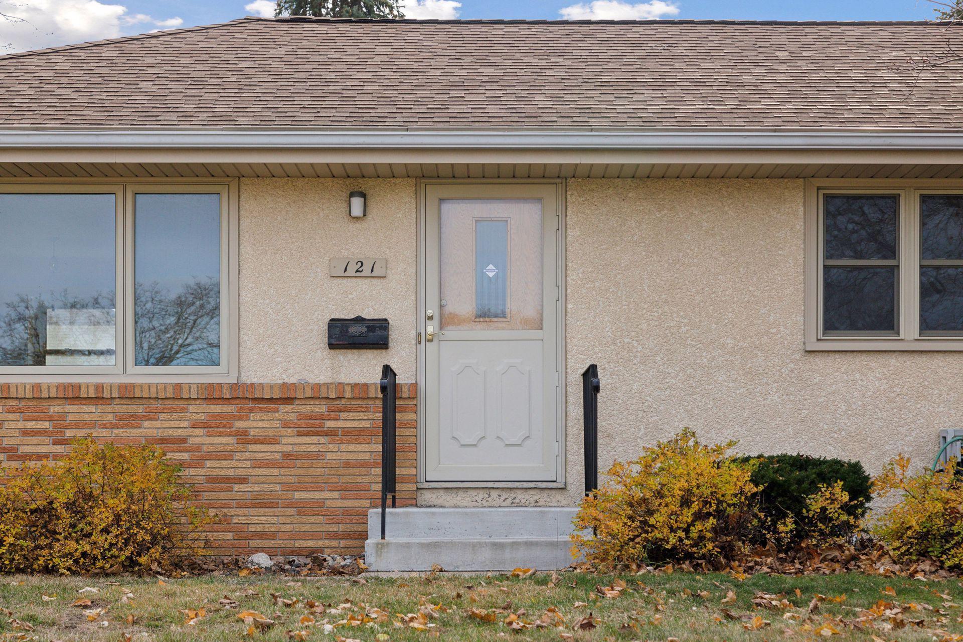 121 Maplewood, Bloomington MN 55420 Sold Property