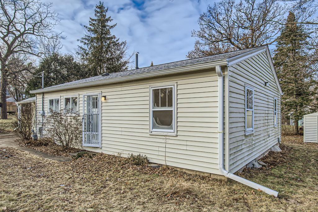 405 Warner Willernie Sold Property