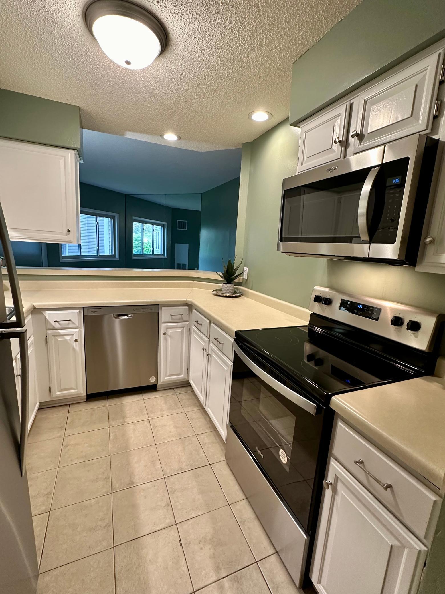1390 Carling UNIT 107, Saint Paul MN 55108 Sold Property