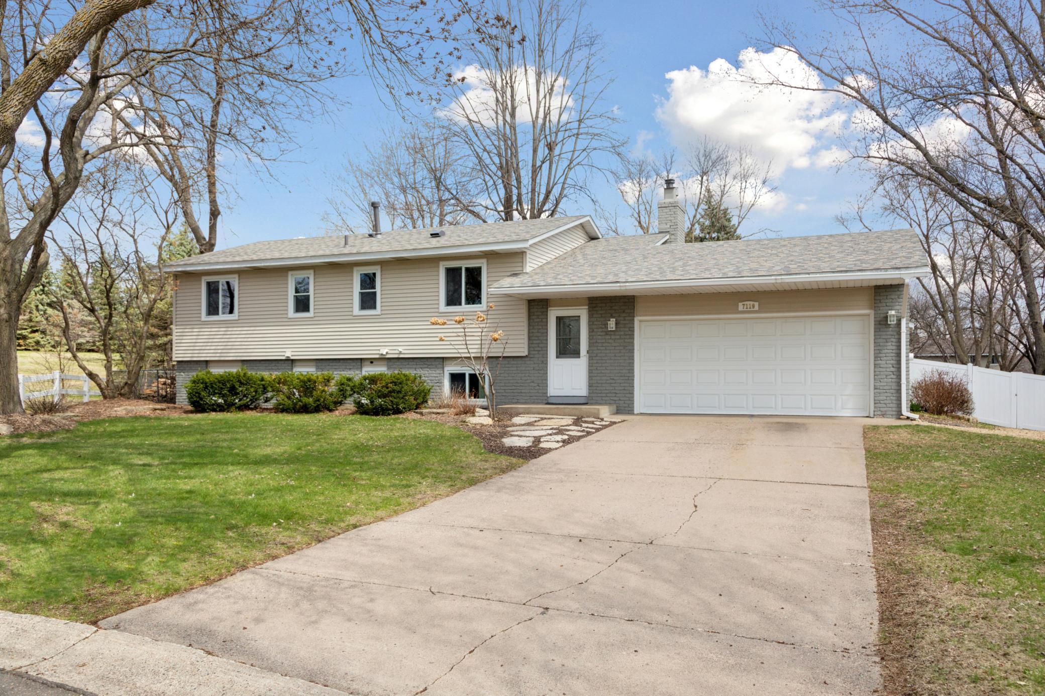 7119 Inskip Cottage Grove Sold Property