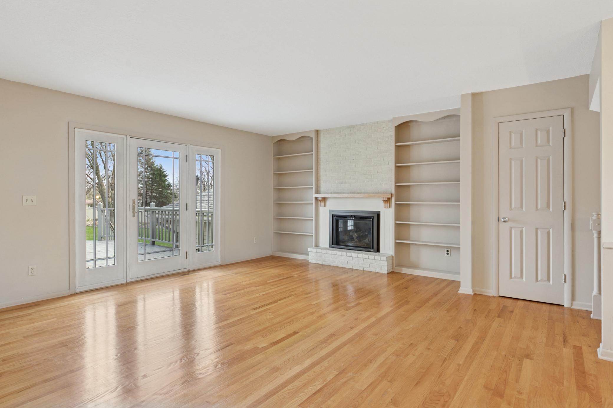 7119 Inskip Cottage Grove Sold Property