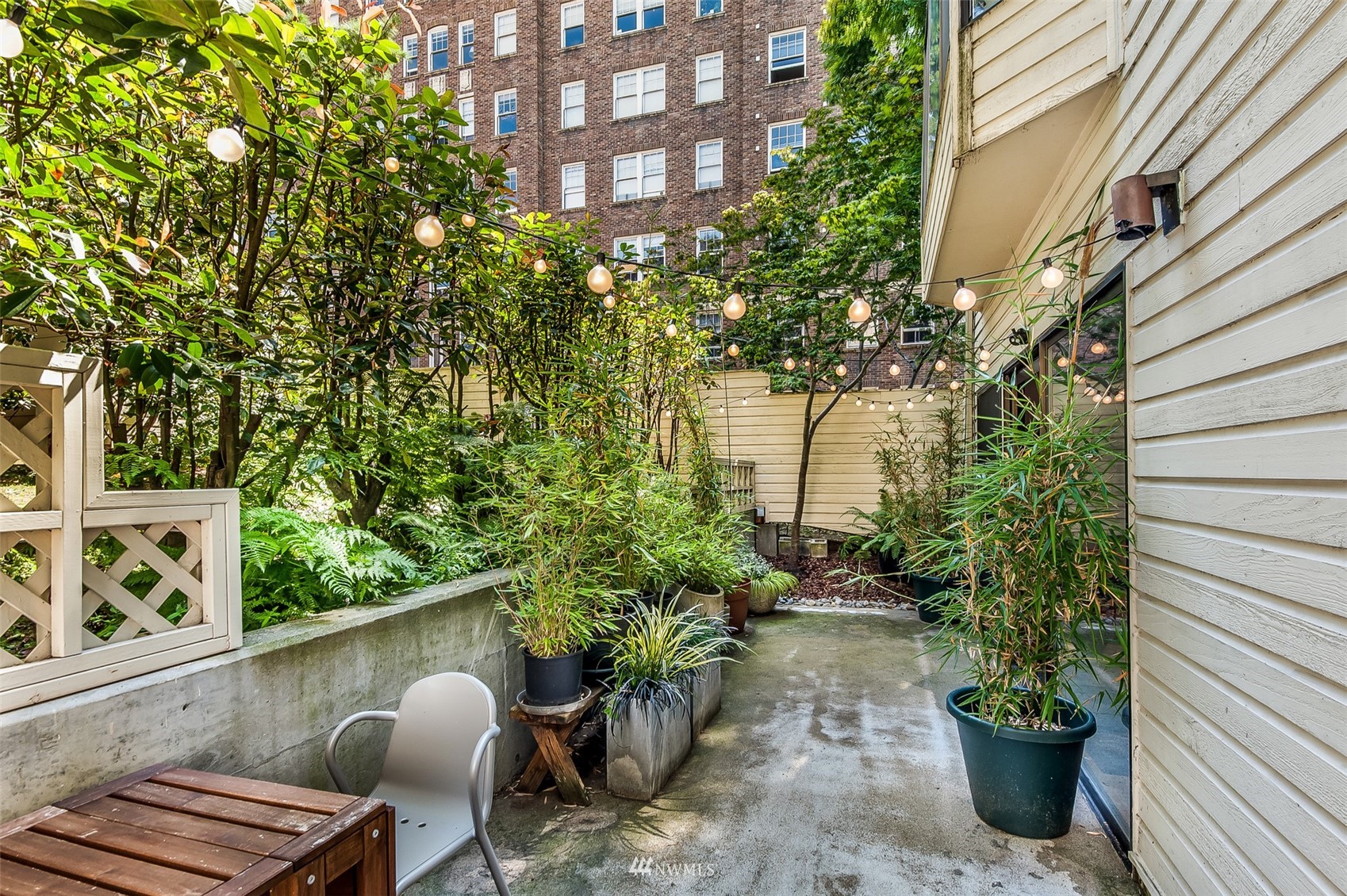 211 Summit Avenue E #S-115, Seattle, WA 98102 Sold Property