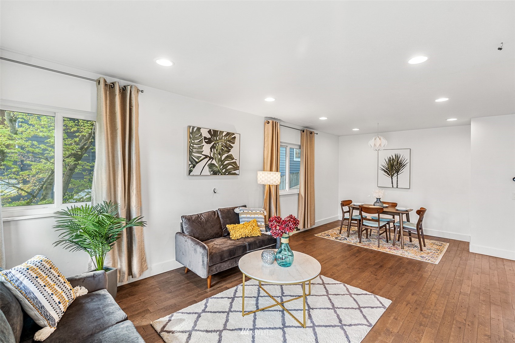 1815 Martin Luther King Jr. Way , Seattle, WA 98122 Sold Property