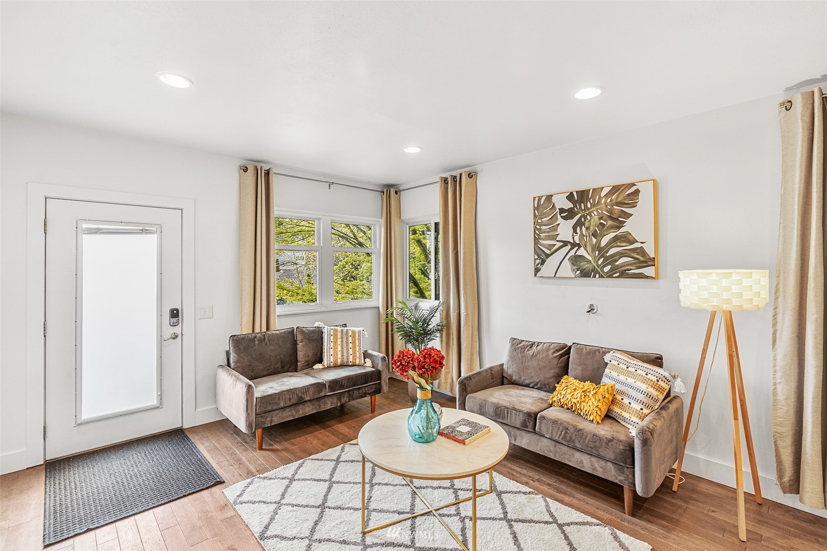 1815 Martin Luther King Jr. Way , Seattle, WA 98122 Sold Property