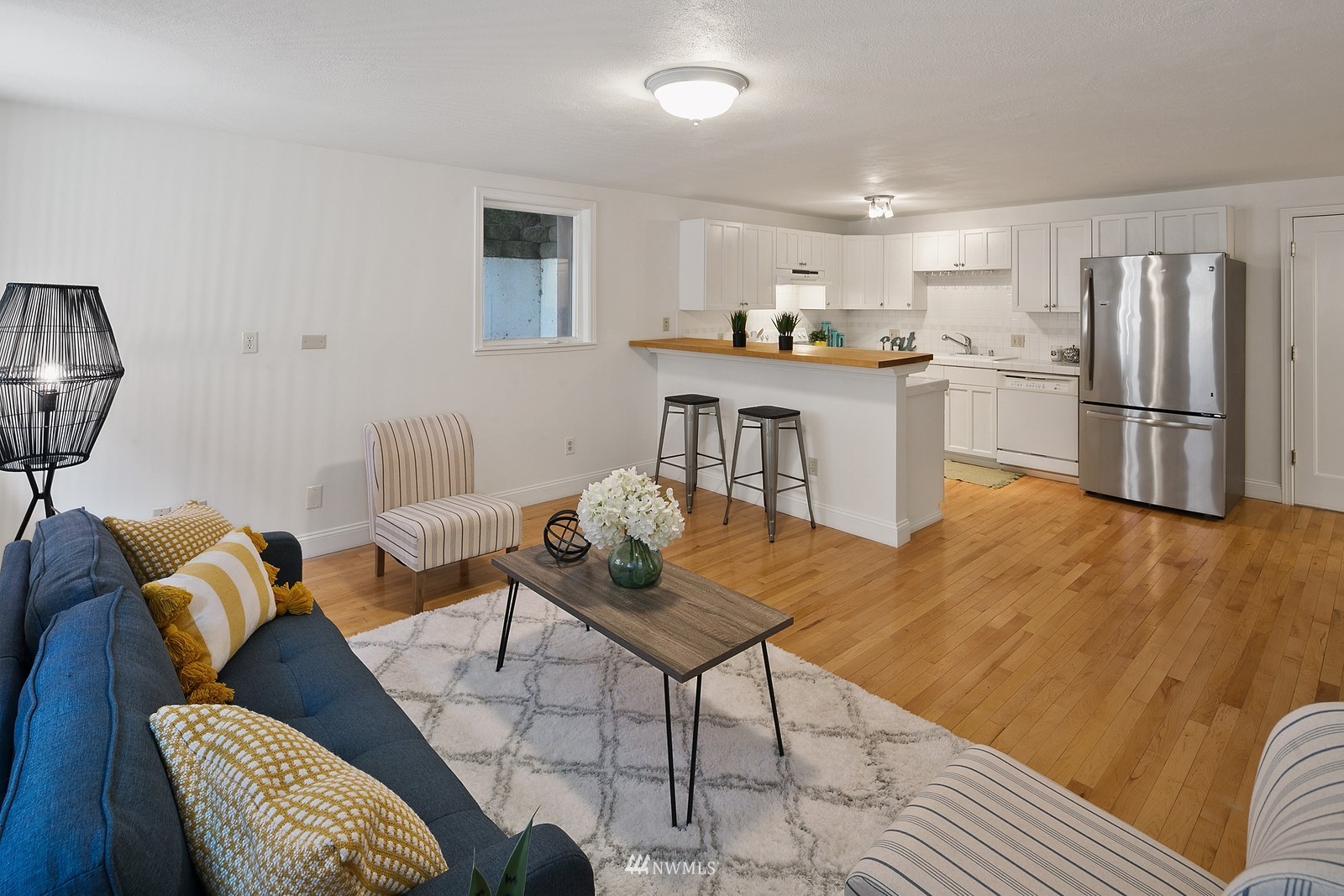 323 16th Avenue E #A-105, Seattle, WA 98112 Sold Property