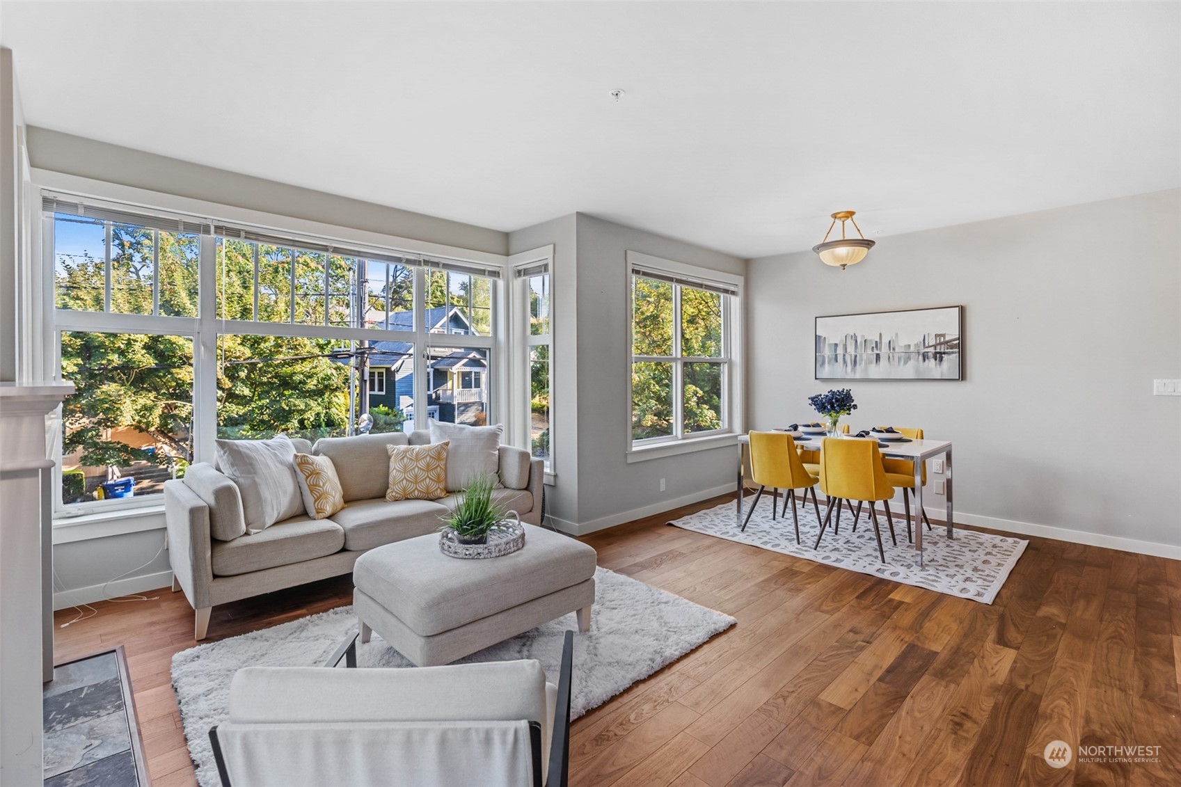 2901 NE Blakeley Street #305, Seattle, WA 98105-3161 Sold Property