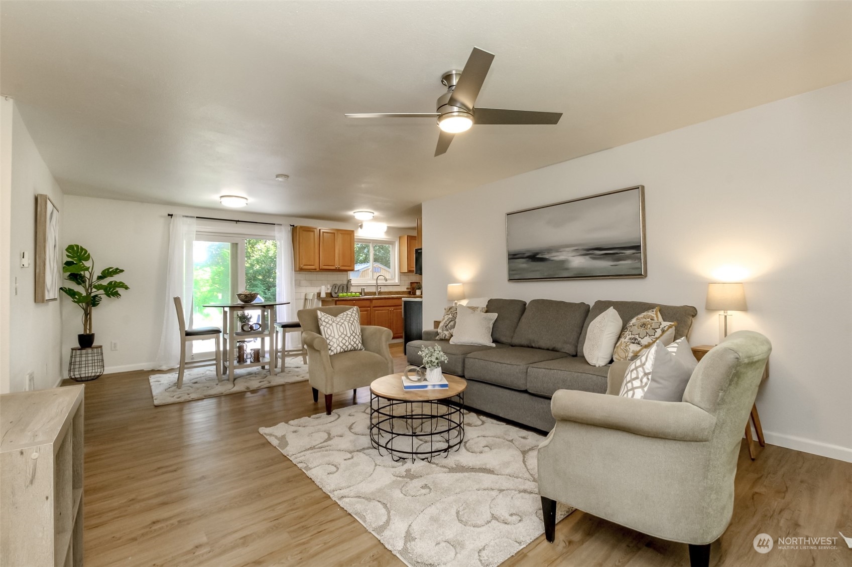 12325 Beverly Court SW UNIT 6-D, Lakewood, WA 98499 Sold Property