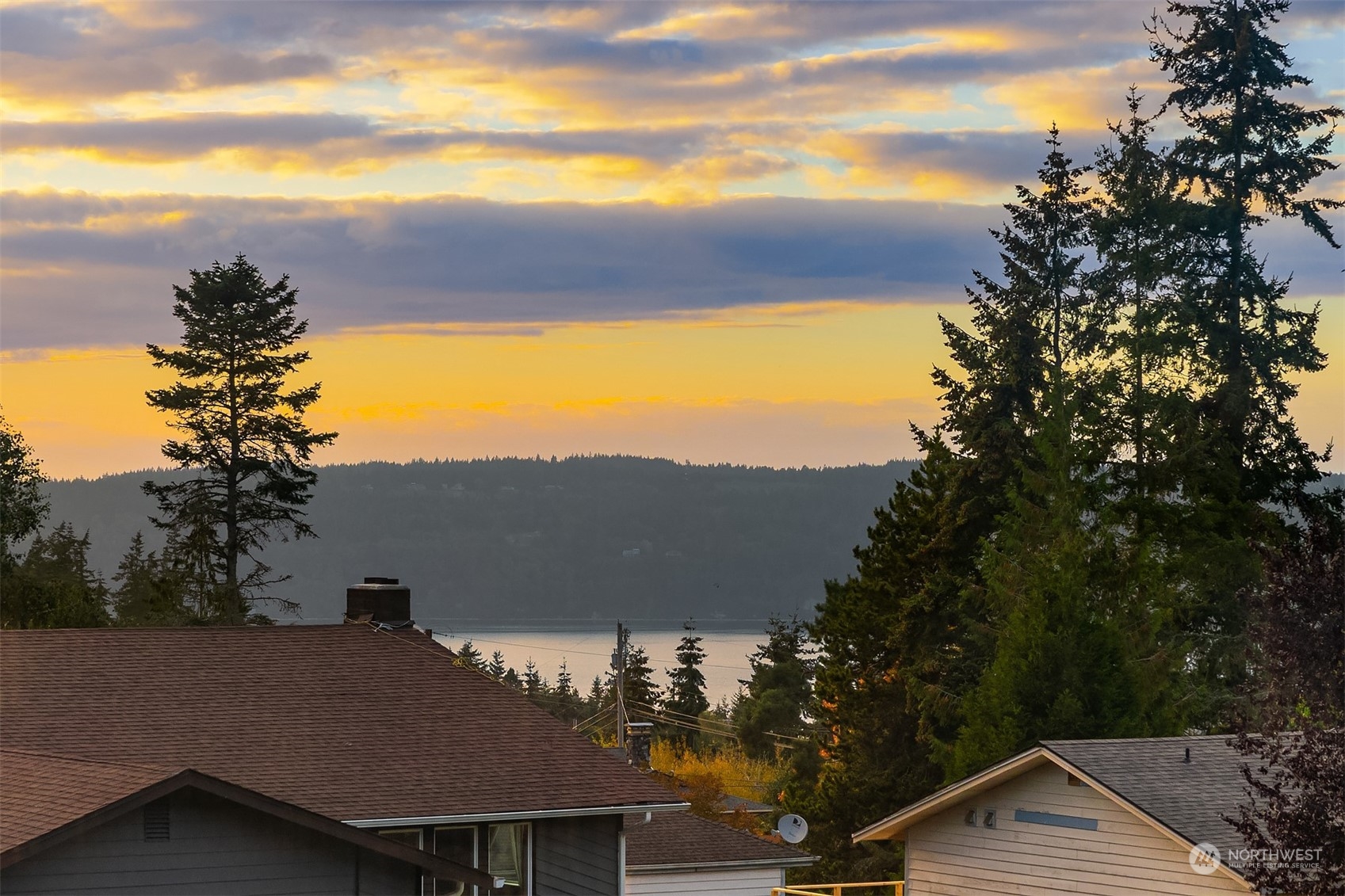 7703 W 46th Place , Mukilteo, WA 98275 Sold Property