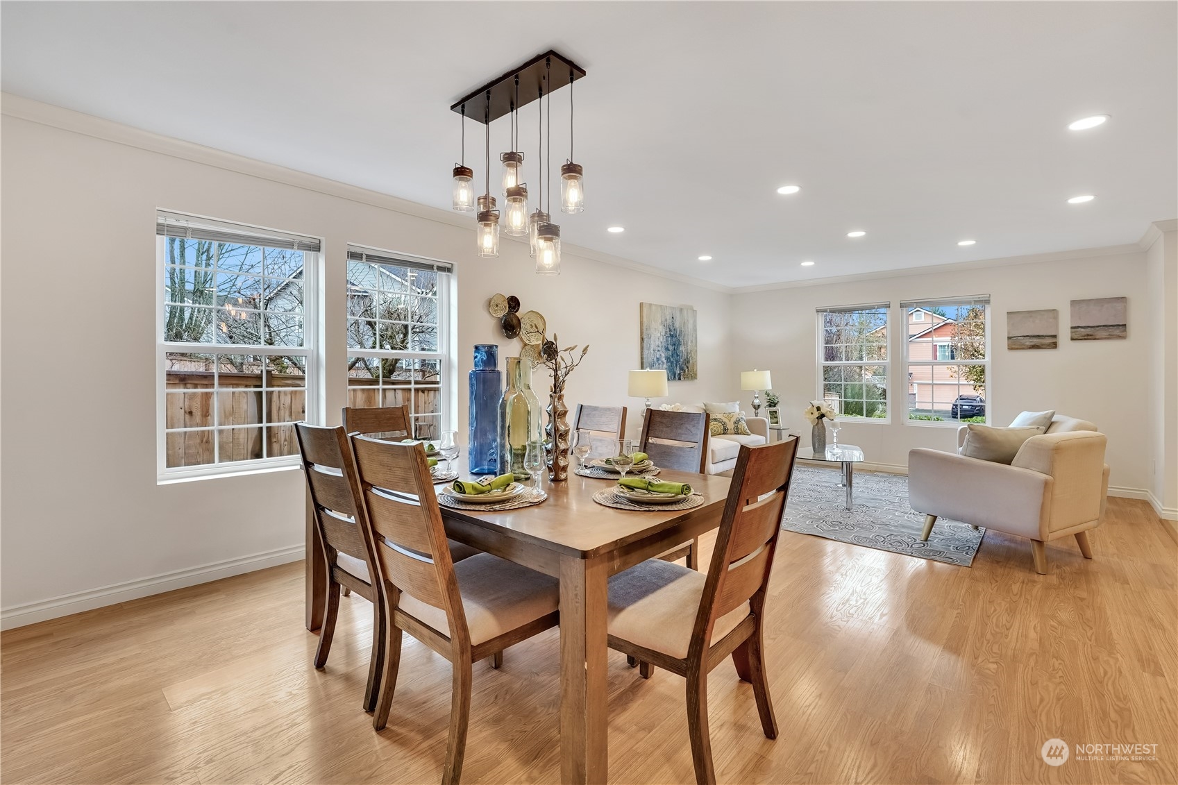 216 243rd Avenue SE, Sammamish, WA 98074-3475 Sold Property