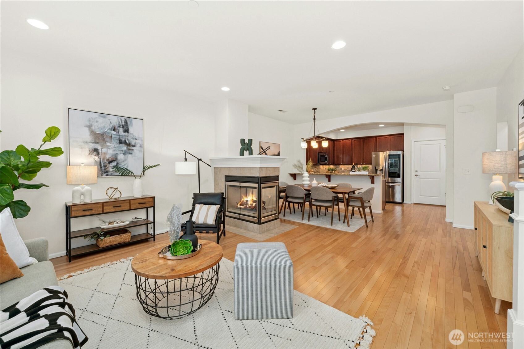 1044 NE Ingram Street , Issaquah, WA 98029 Sold Property
