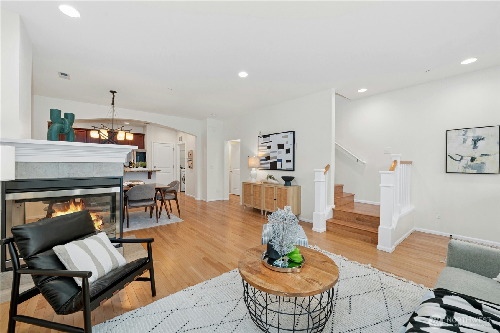 1044 NE Ingram Street , Issaquah, WA 98029 Sold Property