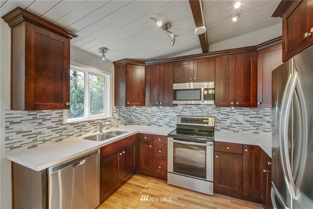22709 SE 16th Street , Sammamish, WA 98075 Sold Property