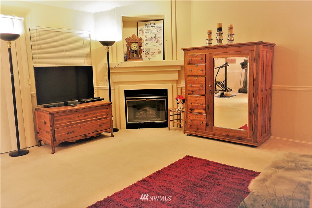 25235 SE Klahanie Boulevard UNIT L302, Issaquah, WA 98029 Sold Property