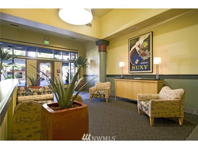 2415 2nd Avenue UNIT 440, Seattle, WA 98121 Sold Property