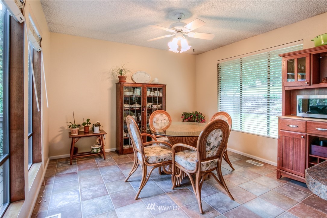 21416 SE 16TH Place , Sammamish, WA 98075 Sold Property