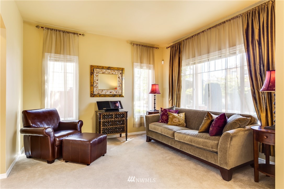 1730 26th Avenue NE, Issaquah, WA 98029 Sold Property