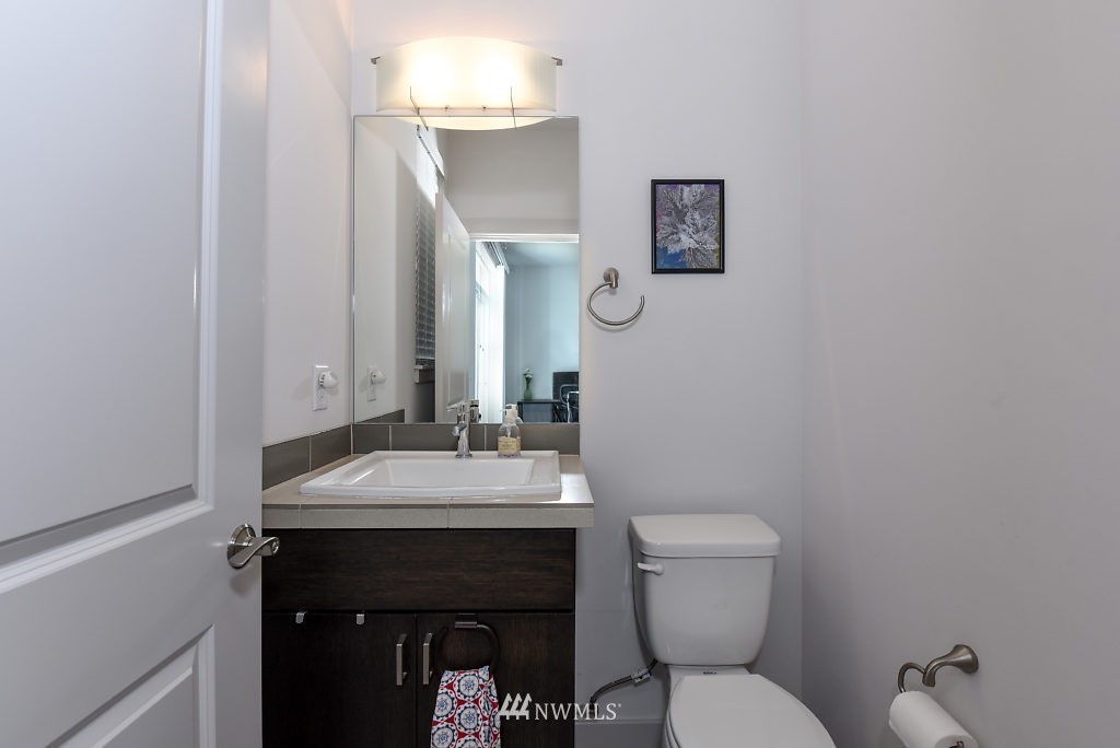 23000 NE 8th Street UNIT G-4, Sammamish, WA 98074 Sold Property