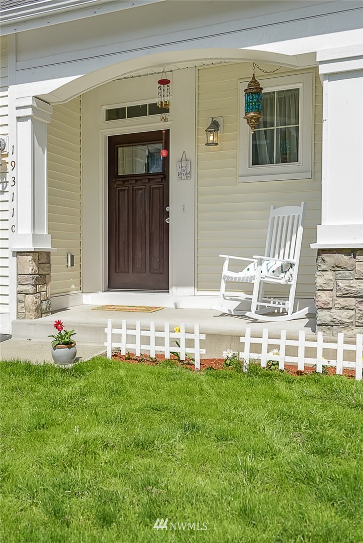 19311 24th Avenue W UNIT C, Lynnwood, WA 98036 Sold Property