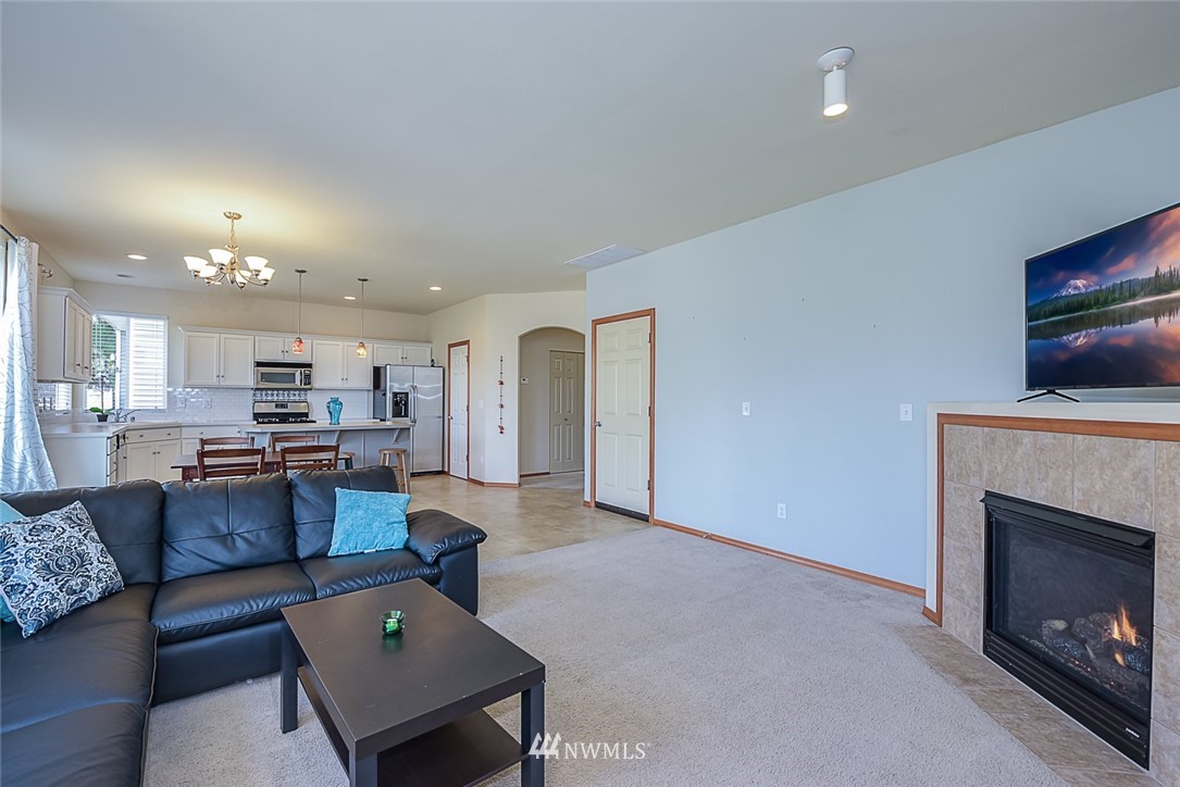 19311 24th Avenue W UNIT C, Lynnwood, WA 98036 Sold Property