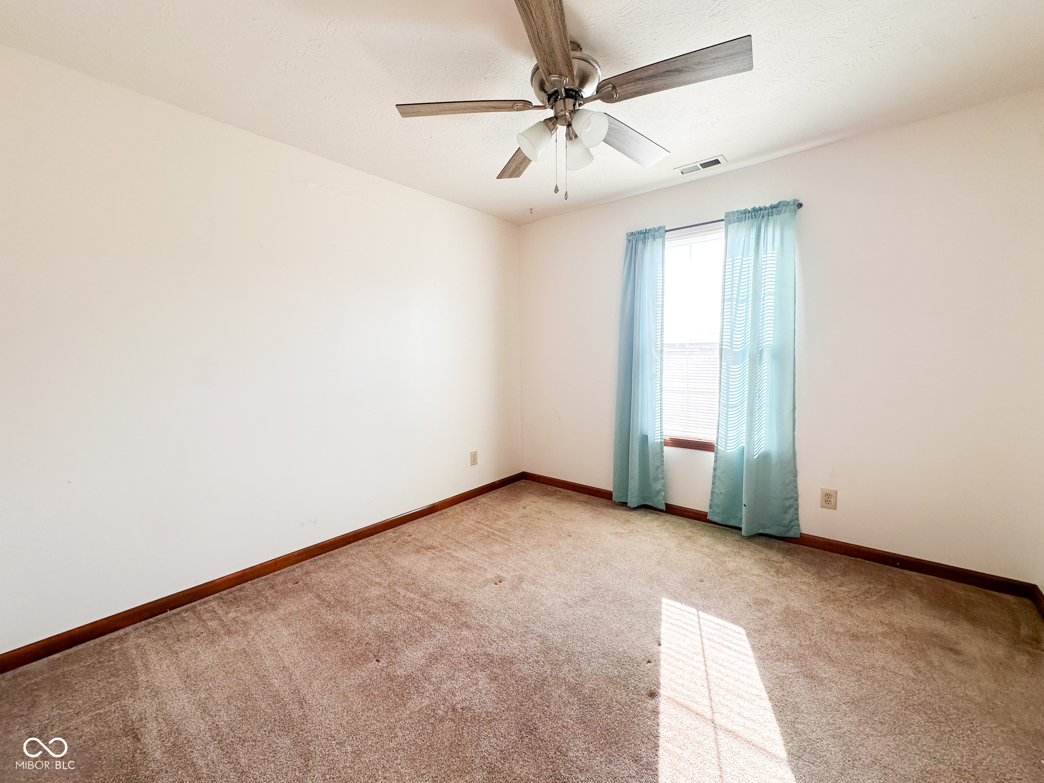 1024 Lorraine, Shelbyville IN 46176 Sold Property