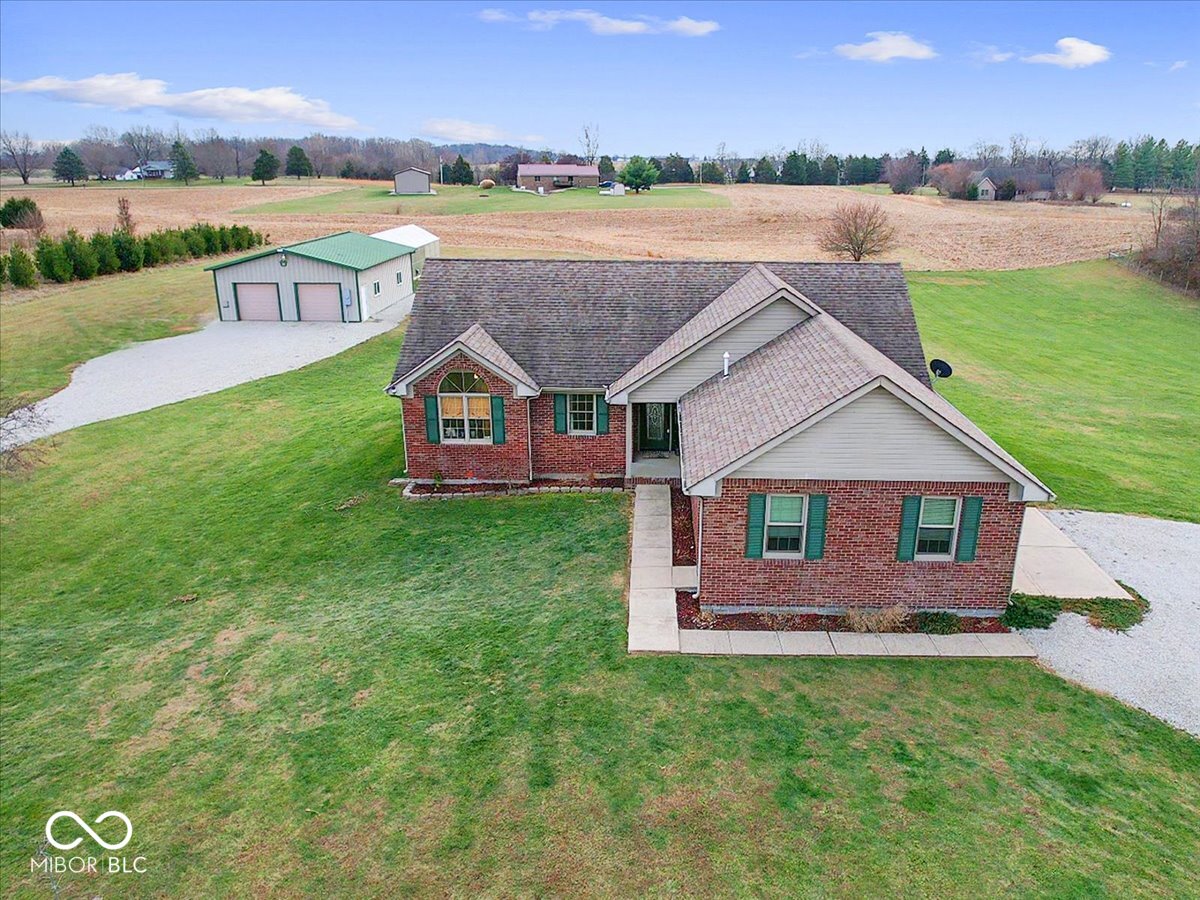 7053 Short Blue Shelbyville Sold Property
