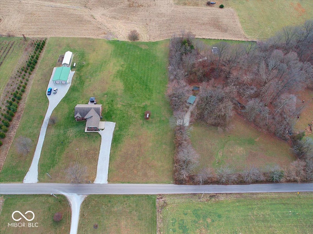 7053 Short Blue Shelbyville Sold Property