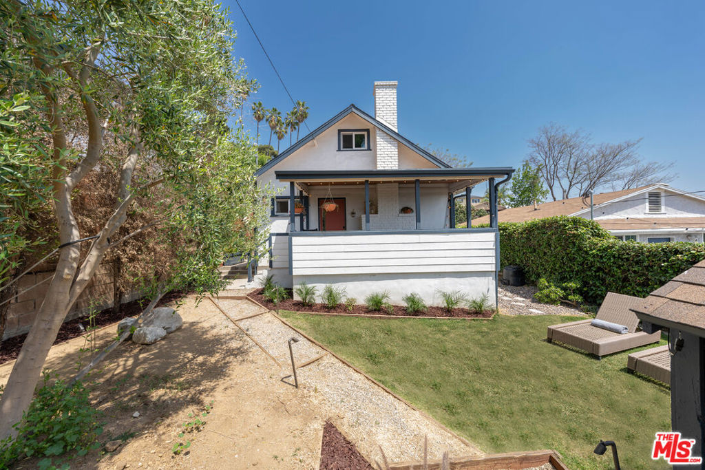 366 FISHER Street Sold Property