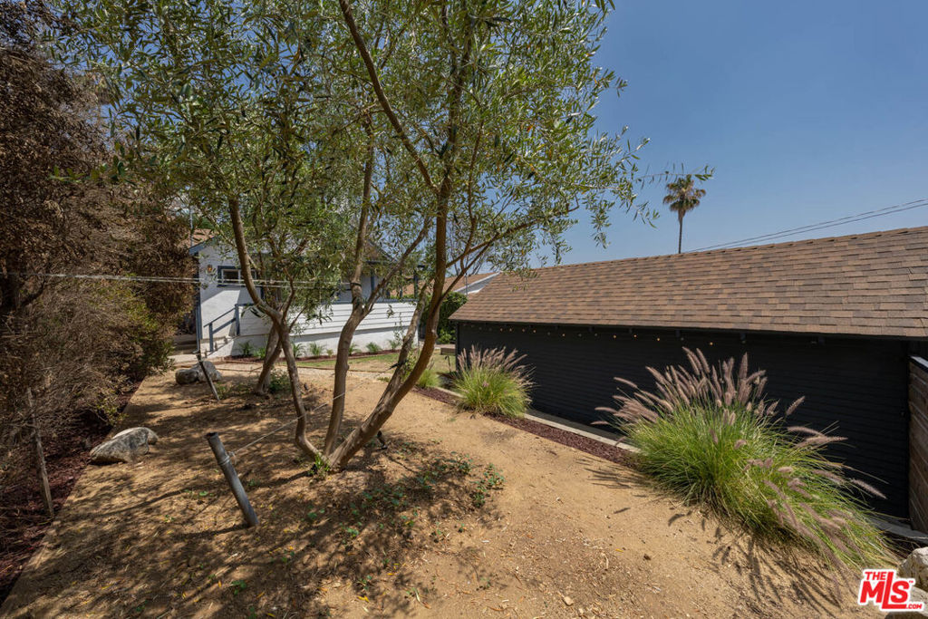 366 FISHER Street Sold Property