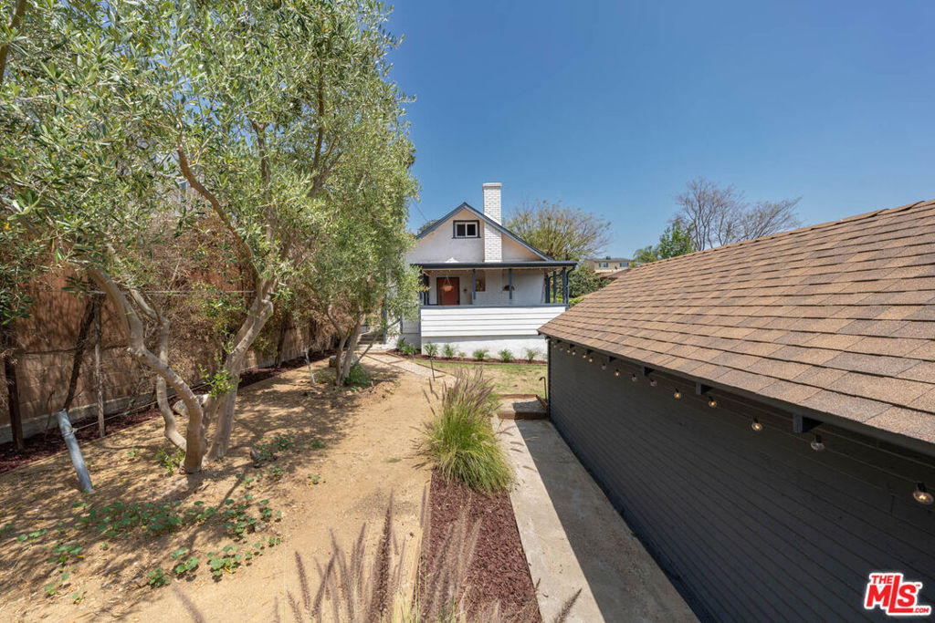 366 FISHER Street Sold Property