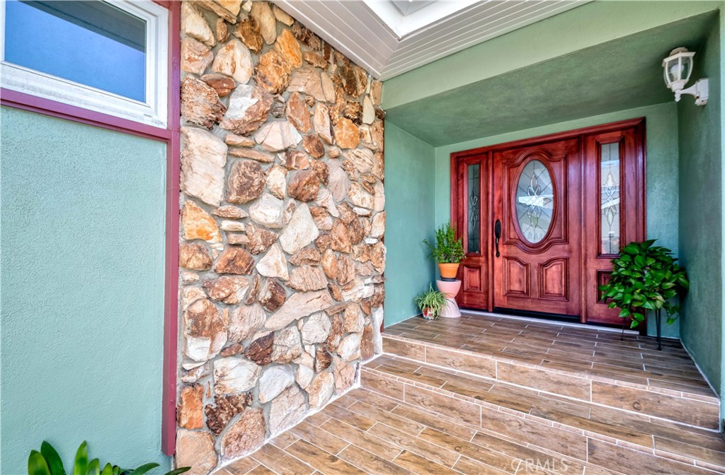 25367 Andreo Avenue Sold Property