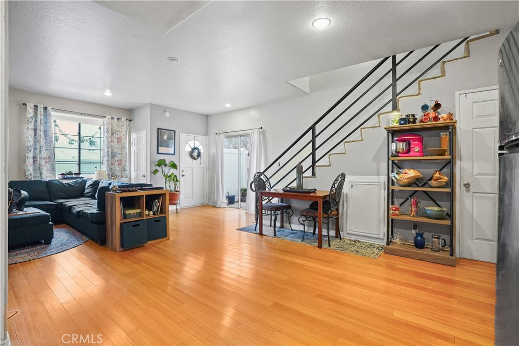 15801 Wyandotte Street 109 Sold Property