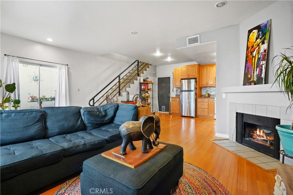 15801 Wyandotte Street 109 Sold Property