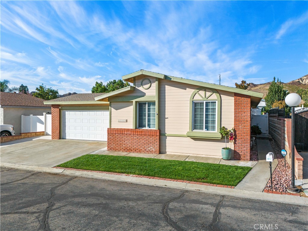 31927 Quartz Lane Sold Property
