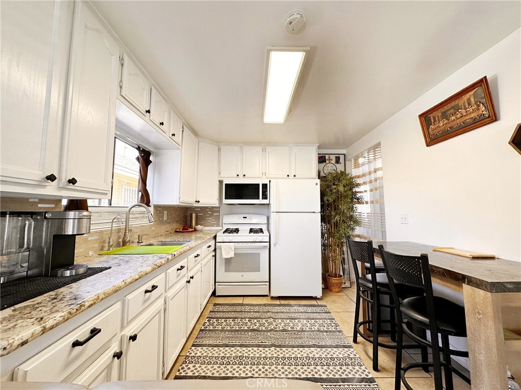 1053 E Hellman Street Sold Property