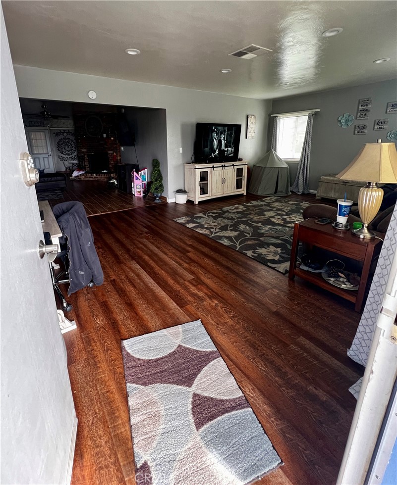 2119 Bedford Way Sold Property
