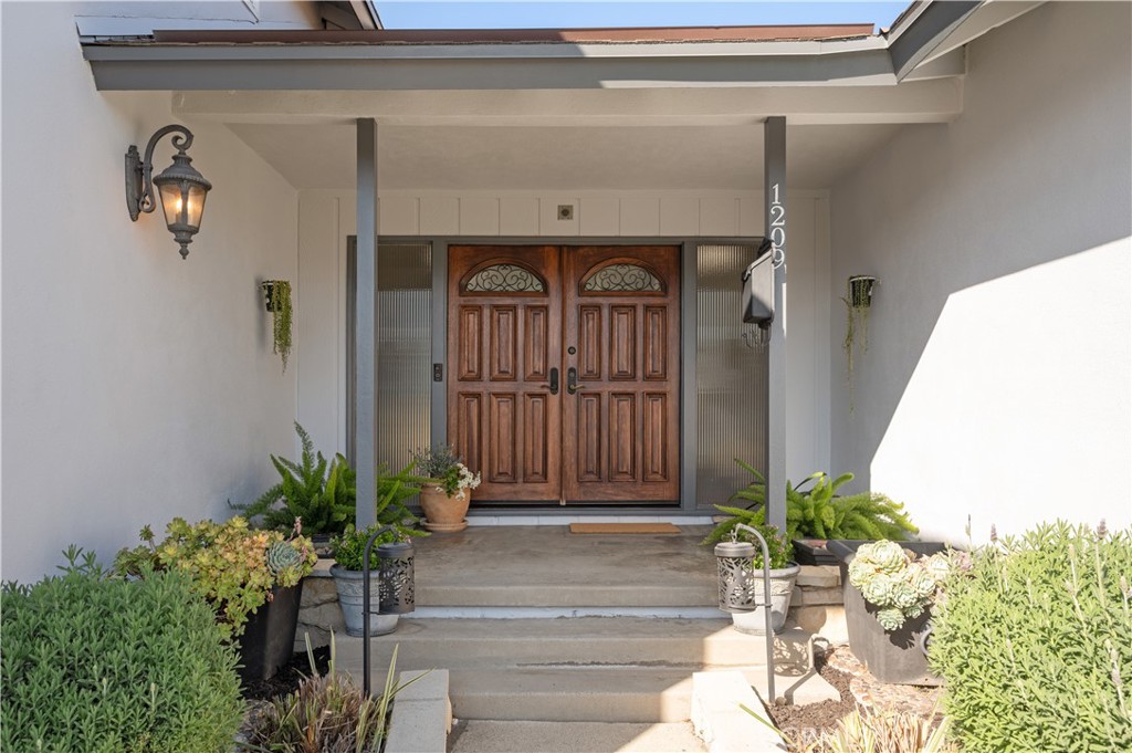 1209 Woodbury Drive Sold Property