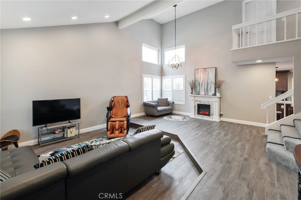 1338 Crestmont Drive Sold Property