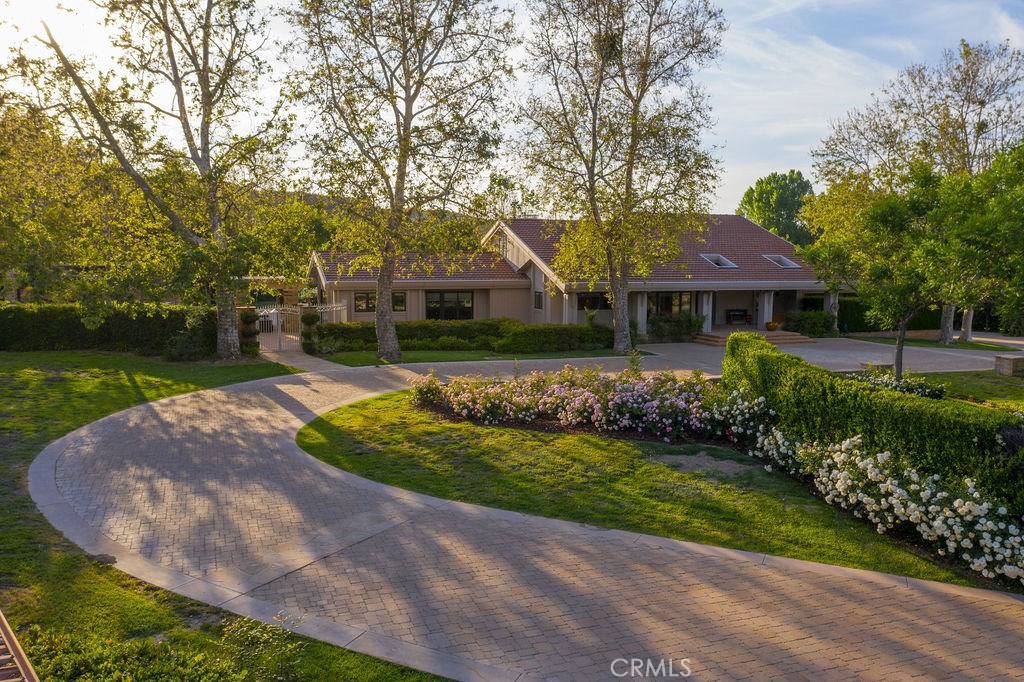 27351 Triumph Avenue Sold Property