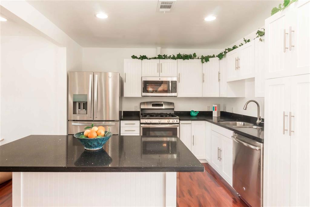 788 Elm Sold Property