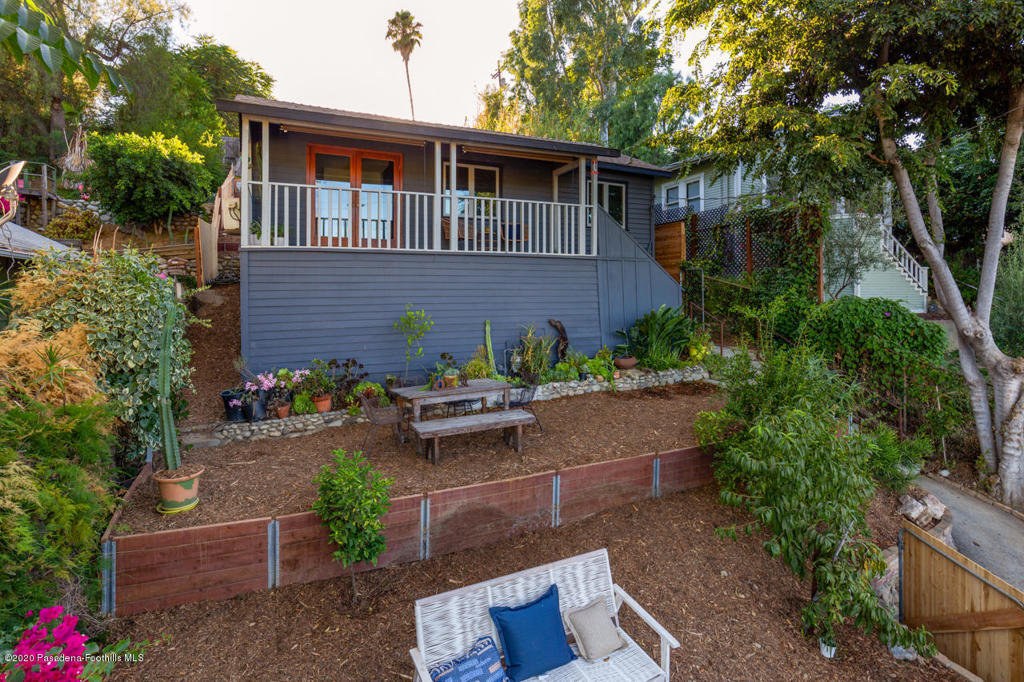 911 Palm View Drive Sold Property