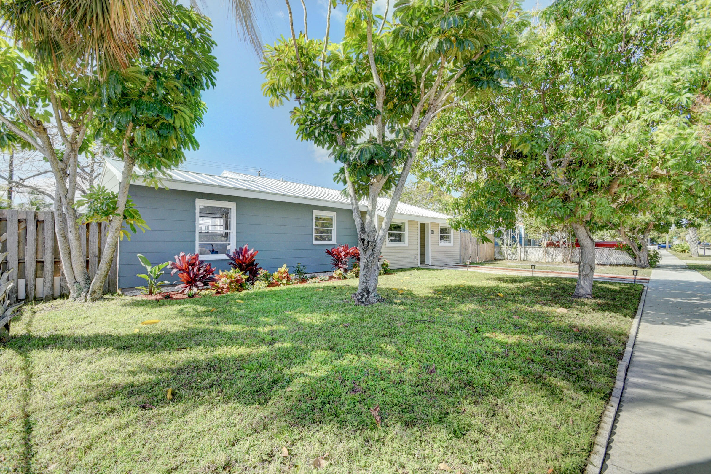 1301 Crestwood Boulevard Sold Property